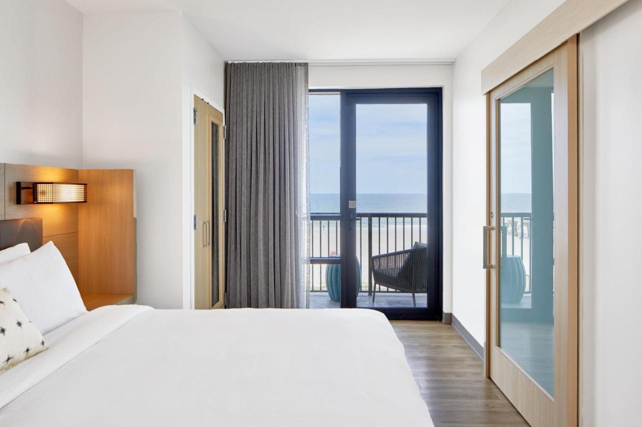 Springhill Suites By Marriott Jacksonville Beach Oceanfront ภายนอก รูปภาพ