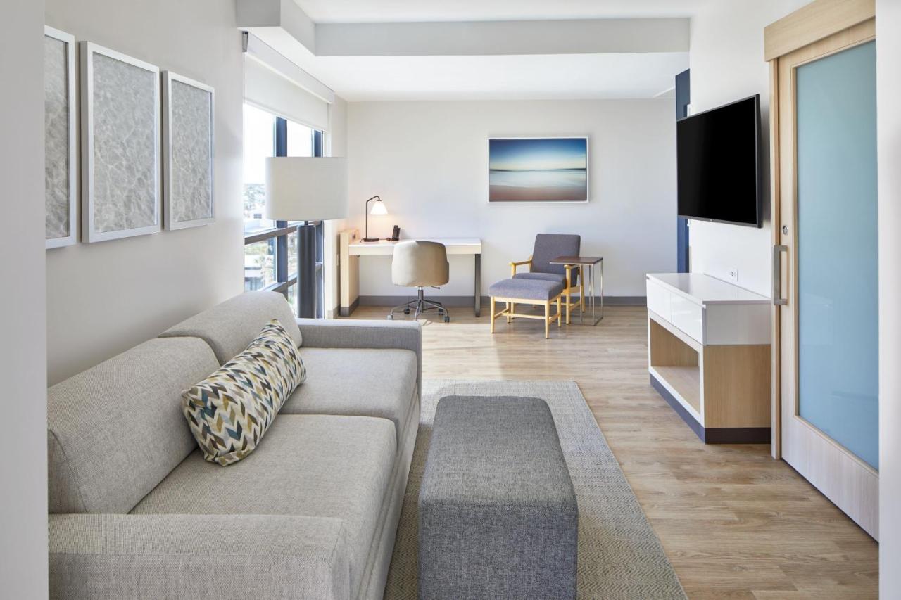 Springhill Suites By Marriott Jacksonville Beach Oceanfront ภายนอก รูปภาพ
