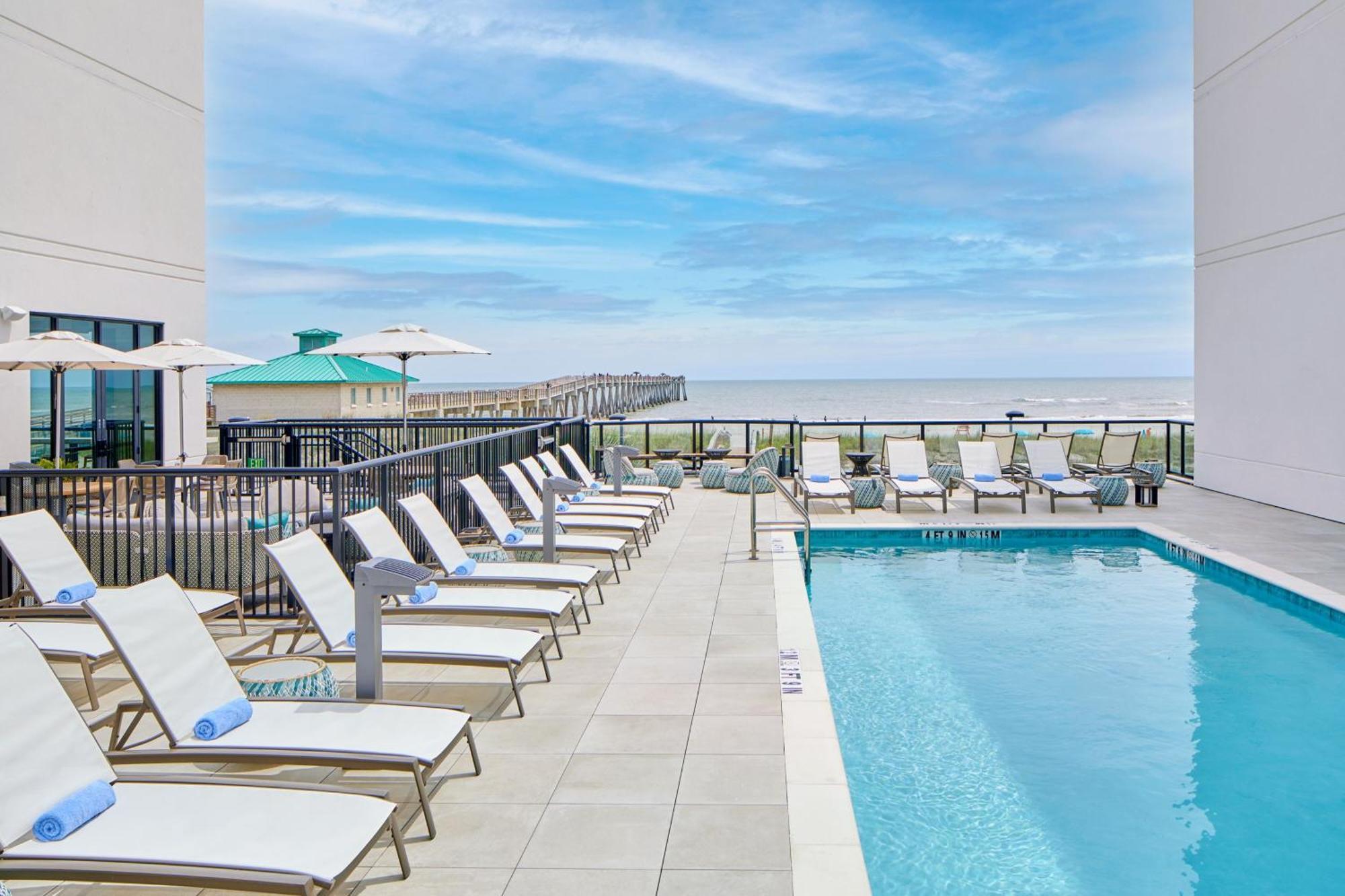 Springhill Suites By Marriott Jacksonville Beach Oceanfront ภายนอก รูปภาพ