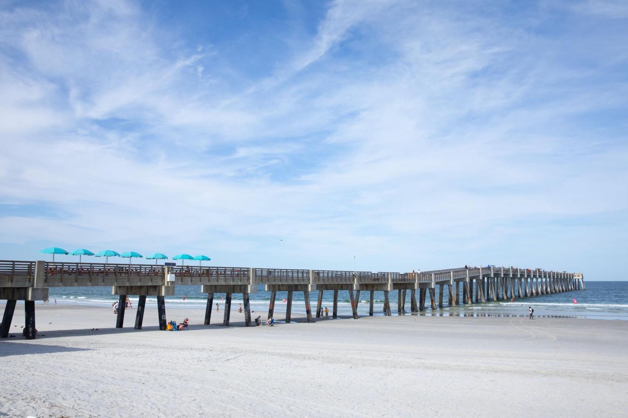 Springhill Suites By Marriott Jacksonville Beach Oceanfront ภายนอก รูปภาพ