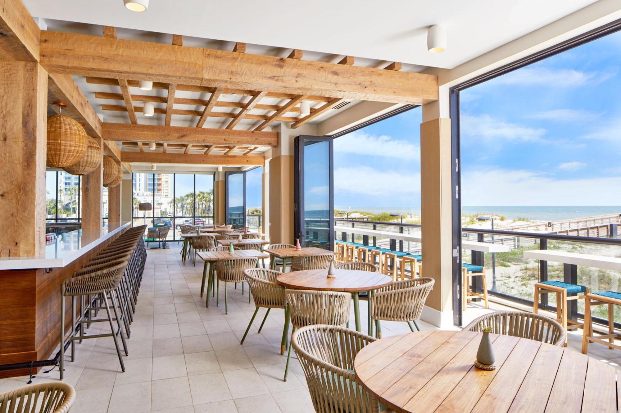 Springhill Suites By Marriott Jacksonville Beach Oceanfront ภายนอก รูปภาพ